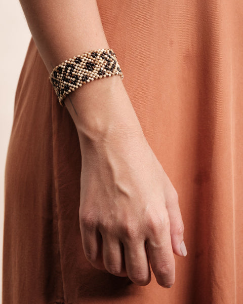 Pulseira indígena de sementes | Krahô