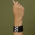 Pulseira ajustável de Tucum e PVC | Marubo
