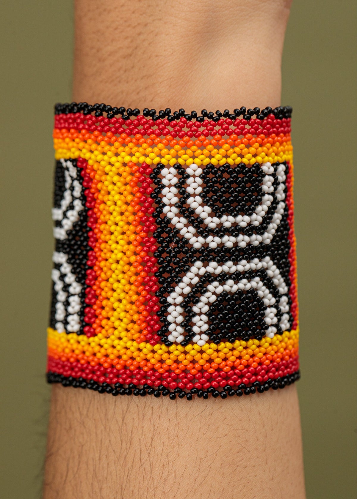 Pulseira Waurá - Joia Indígena | Tucum Brasil