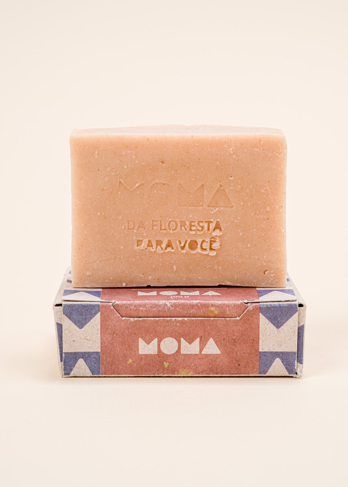 Kit camisa 24 povos + sabonete corporal MOMA | TUCUM