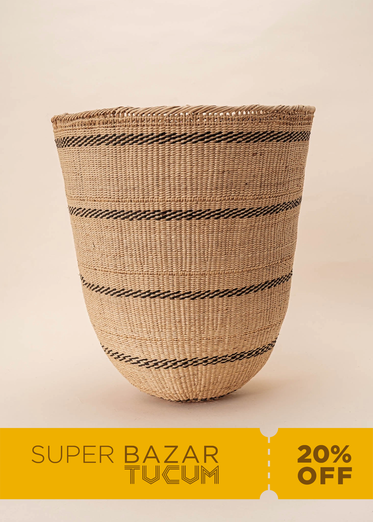 Cesto Wii de fibras bege feito pelo povo Yanomami, artesanato indígena brasileiro 
 Imagem principal do produto