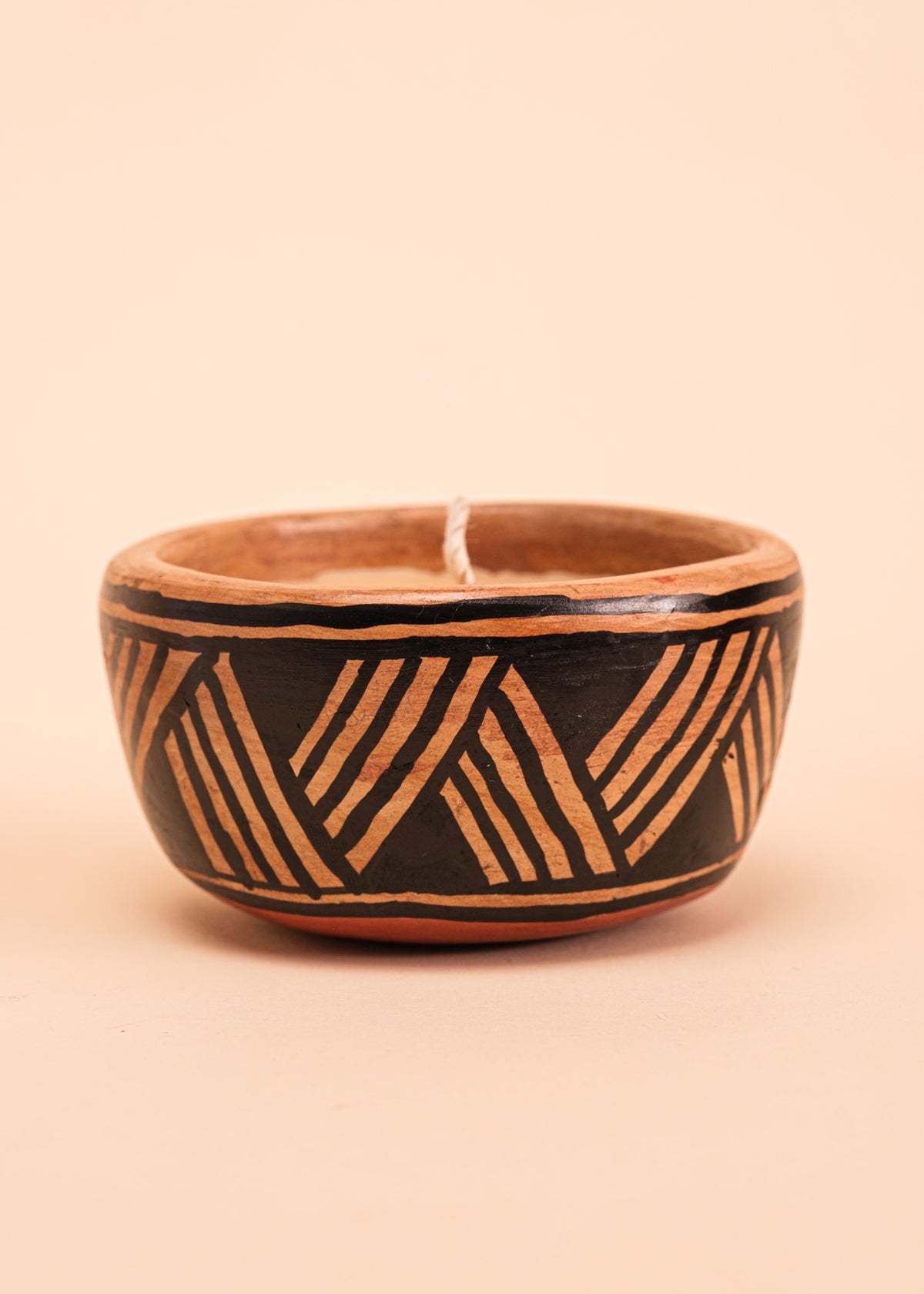 Vela na cerâmica Waurá | Tucum Brasil