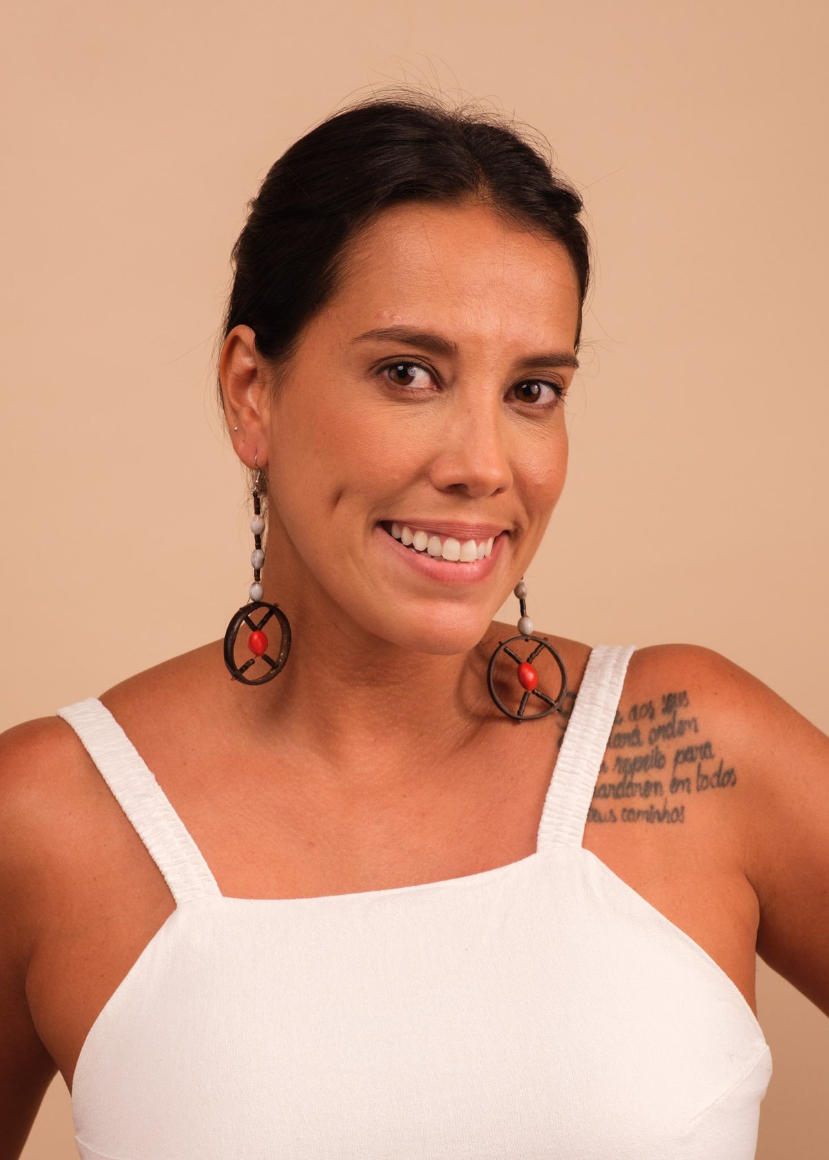 brincos-surui-indigena-comprar-banner-site-tucum_121_e946d5d6-c3bb-413f-860f-45955a7fc514