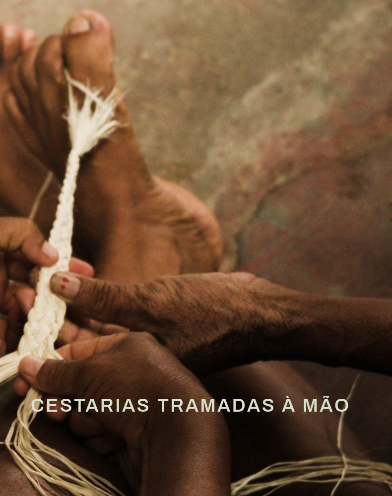  As cestarias indígenas são únicas e feitas à mão pelos povos originários do Brasil, a partir de fibras naturais. Os cestos são carregados de força e beleza ancestral. Conheça as artes feitas à mão pelos povos indígenas. Adquira a sua agora com frete grátis acima de R$ 330 para região sudeste!
