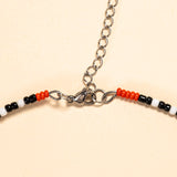 Os colares e gargantilhas indígenas de miçangas ou sementes são jóias feitas por mulheres, carregadas de força ancestral. Conheça as artes feitas à mão e confira a beleza do artesanato indígena. Confira os colares com desconto no nosso Bazar!