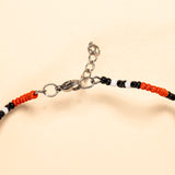 Os colares e gargantilhas indígenas de miçangas ou sementes são jóias feitas por mulheres, carregadas de força ancestral. Conheça as artes feitas à mão e confira a beleza do artesanato indígena. Confira os colares com desconto no nosso Bazar!