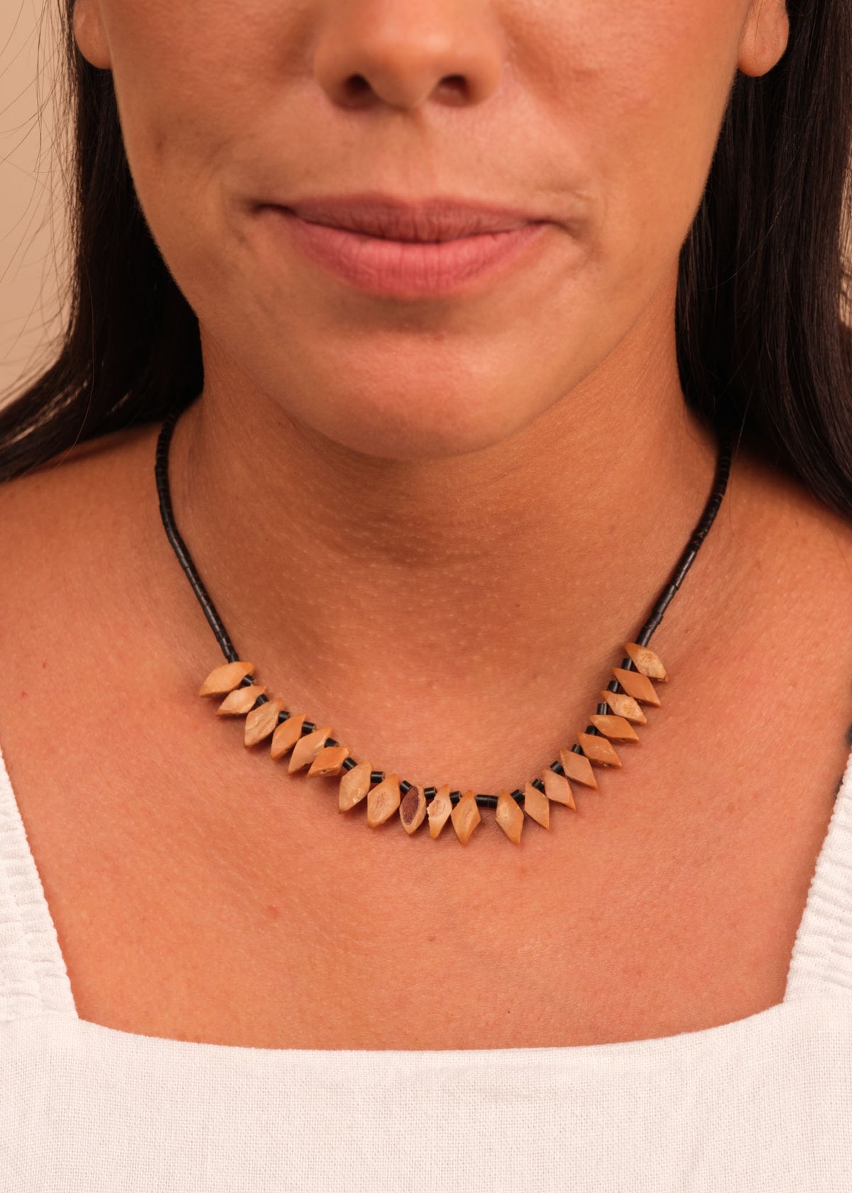 colares-surui-indigena-comprar-banner-site-tucum