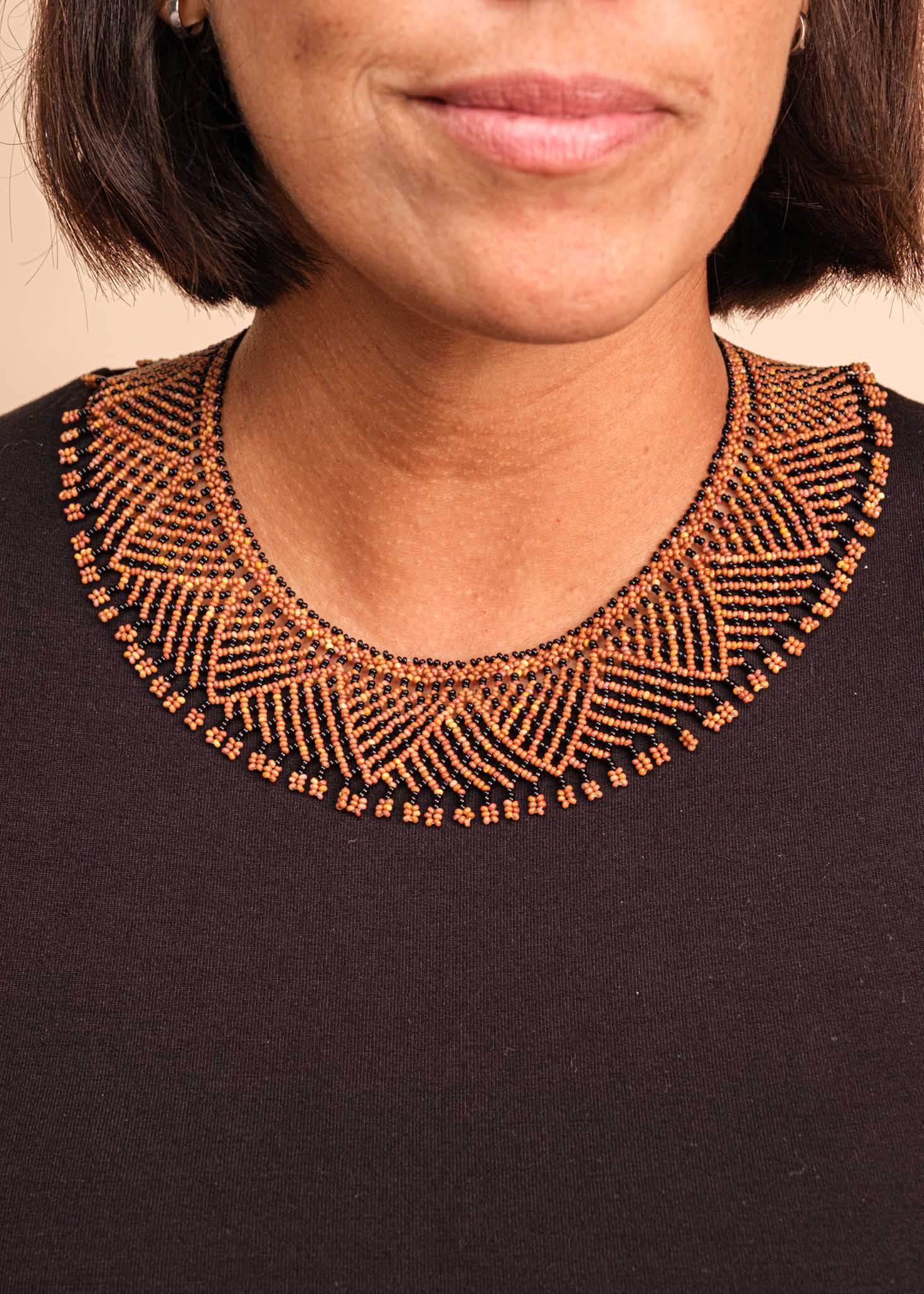 colares-waura-indigena-comprar-banner-site-tucum Imagem principal do produto