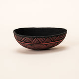 As cuias produzidas pelos povos indígenas são utensílios importantes no dia-a-dia: seja para carregar ou armazenar alimentos e servindo de colher ou copo, simbolizam a resistência e criatividade dos povos da floresta. Adquira o seu agora, garanta 6% de desconto no PIX