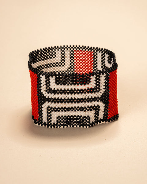 As pulseiras indígenas de miçangas ou sementes, possuem autenticidade e tradição para quem valoriza a cultura e a arte indígena. Conheça as artes feitas à mão e descubra a beleza do artesanato ancestral. Adquira a sua agora, garanta 6% de desconto no PIX