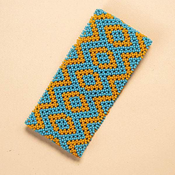 As pulseiras indígenas de miçangas ou sementes, possuem autenticidade e tradição para quem valoriza a cultura e a arte indígena. Conheça as artes feitas à mão e descubra a beleza do artesanato ancestral. Adquira a sua agora, garanta 6% de desconto no PIX