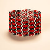 As pulseiras indígenas de miçangas ou sementes, possuem autenticidade e tradição para quem valoriza a cultura e a arte indígena. Conheça as artes feitas à mão e descubra a beleza do artesanato ancestral. Adquira a sua agora, garanta 6% de desconto no PIX
