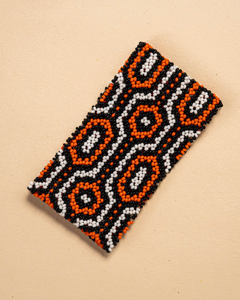 As pulseiras indígenas de miçangas ou sementes, possuem autenticidade e tradição para quem valoriza a cultura e a arte indígena. Conheça as artes feitas à mão e descubra a beleza do artesanato ancestral. Adquira a sua agora, garanta 6% de desconto no PIX
