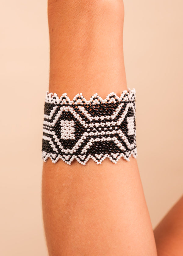 pulseira-waura-indigena-comprar-banner-site-tucum