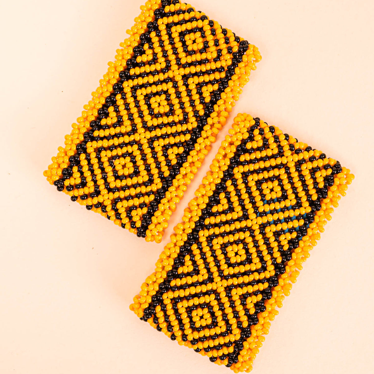 pulseiras-kuikuro-indigena-comprar-banner-site-tucum