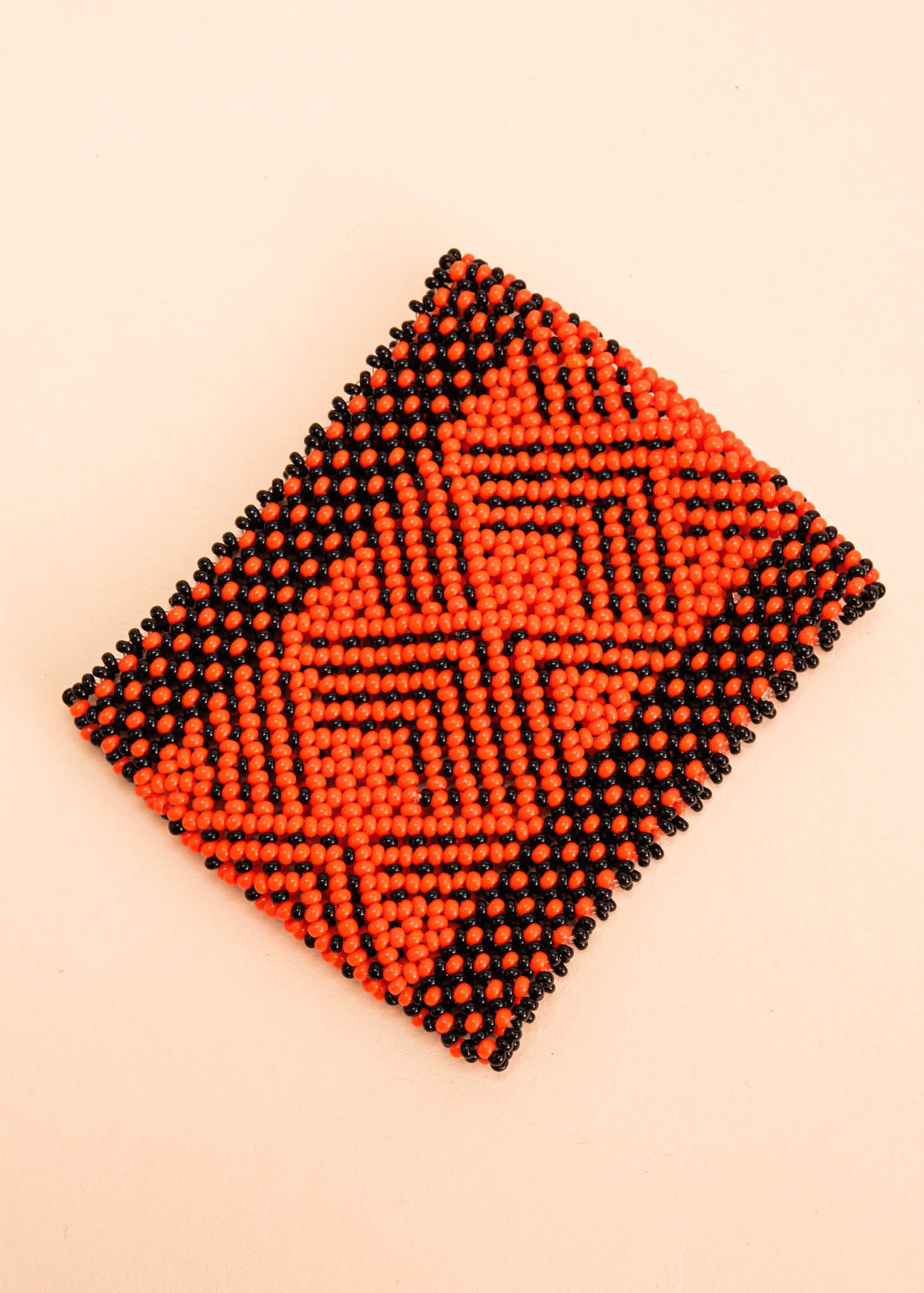 pulseiras-waura-indigena-comprar-banner-site-tucum Imagem principal do produto