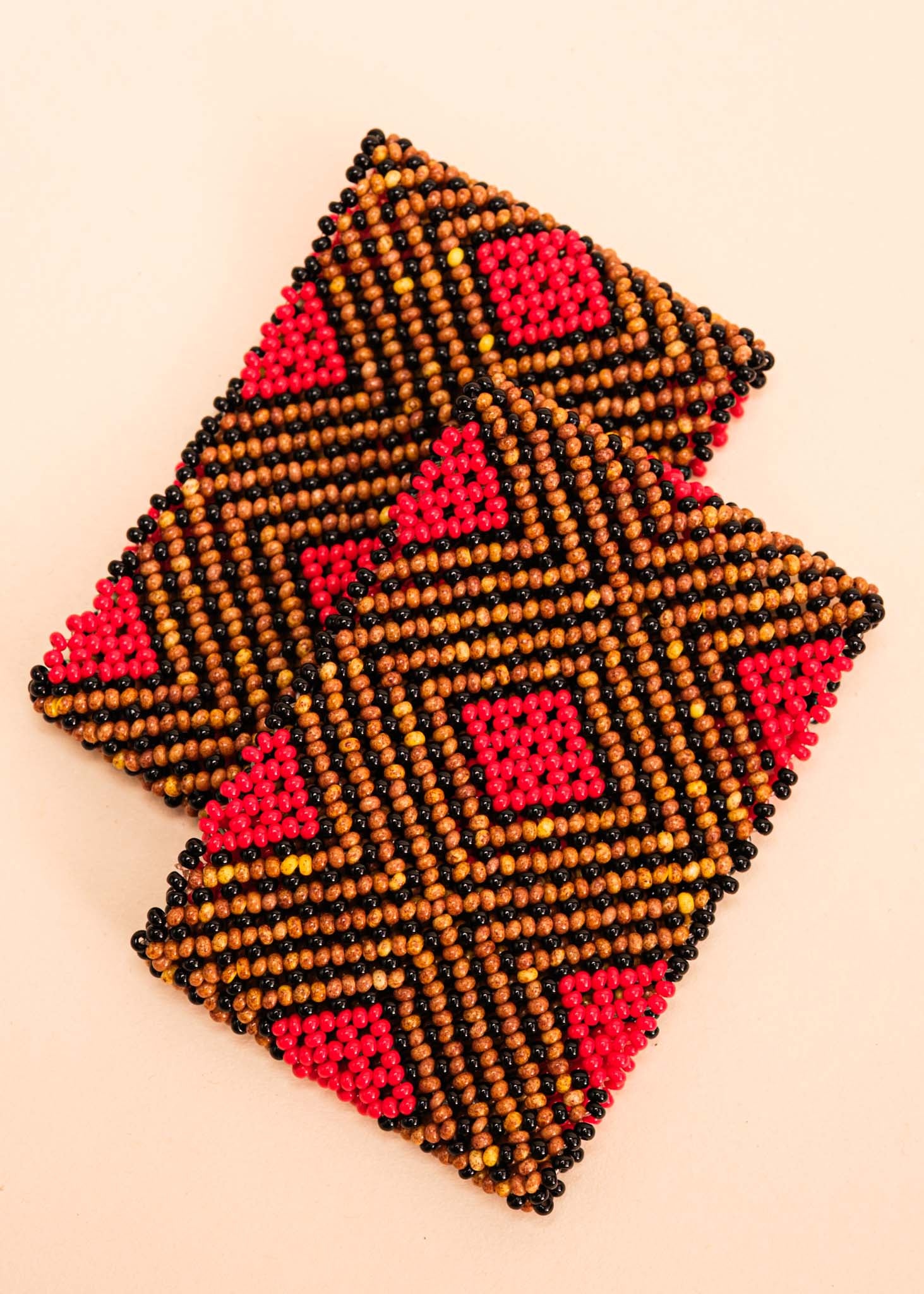 pulseiras-waura-indigena-comprar-banner-site-tucum