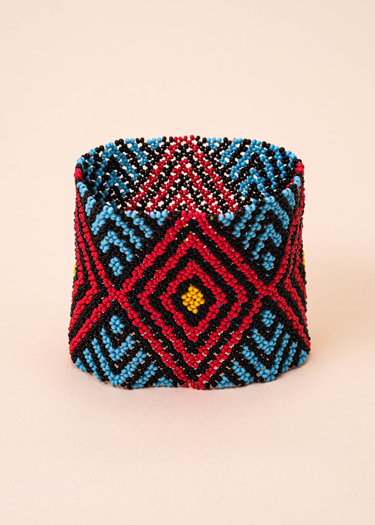 pulseiras-waura-indigena-comprar-banner-site-tucum