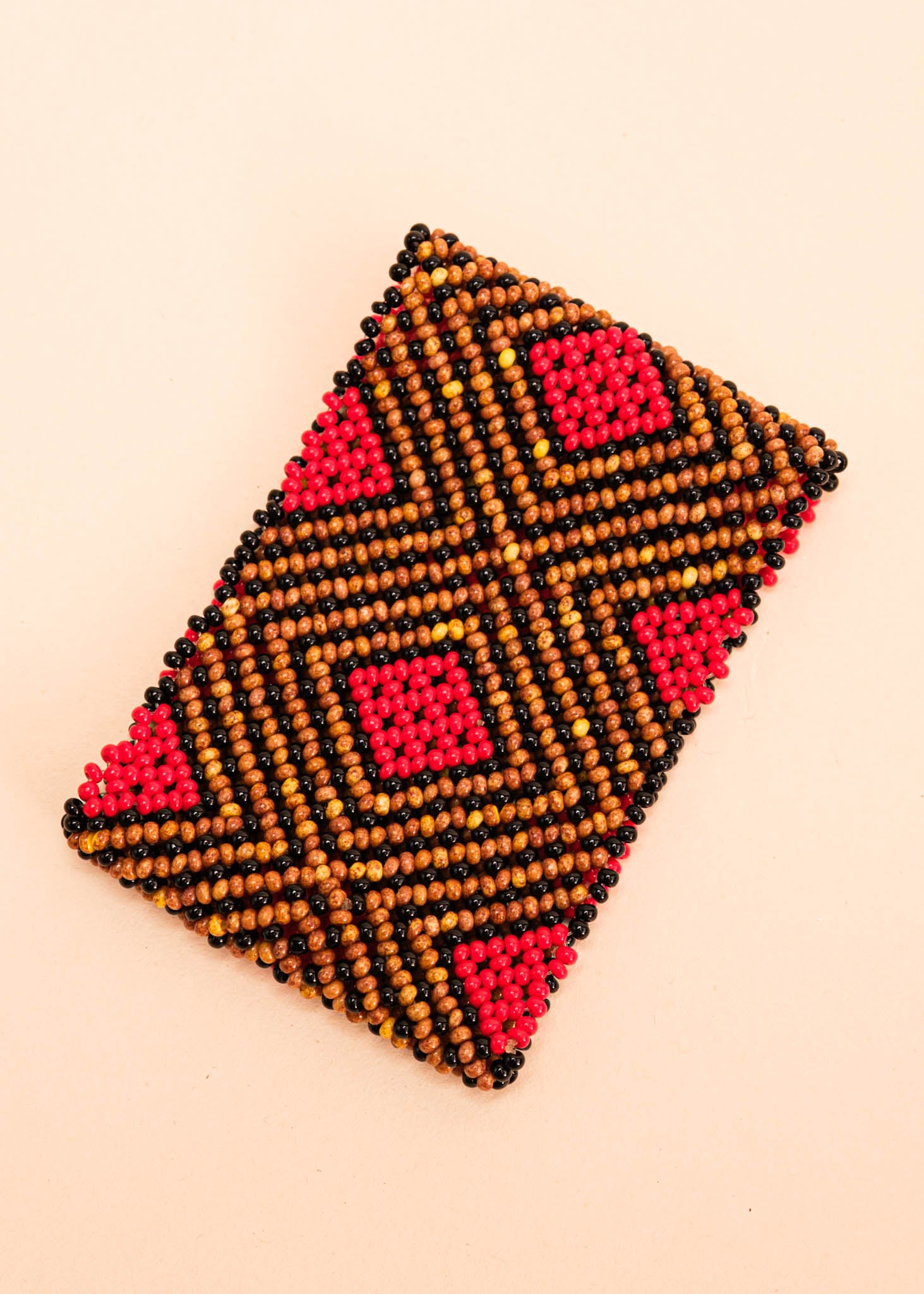 pulseiras-waura-indigena-comprar-banner-site-tucum Imagem principal do produto