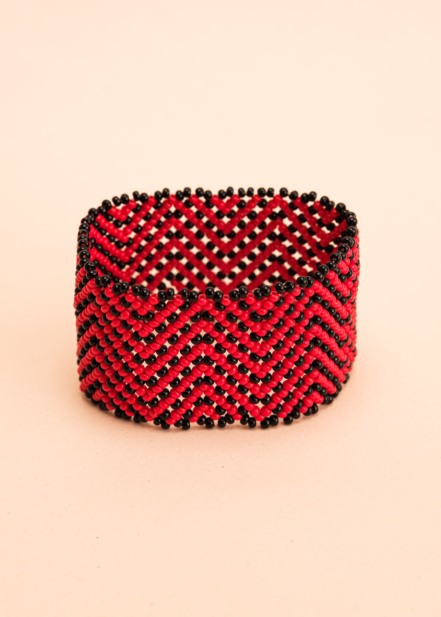 pulseiras-waura-indigena-comprar-banner-site-tucum Imagem principal do produto