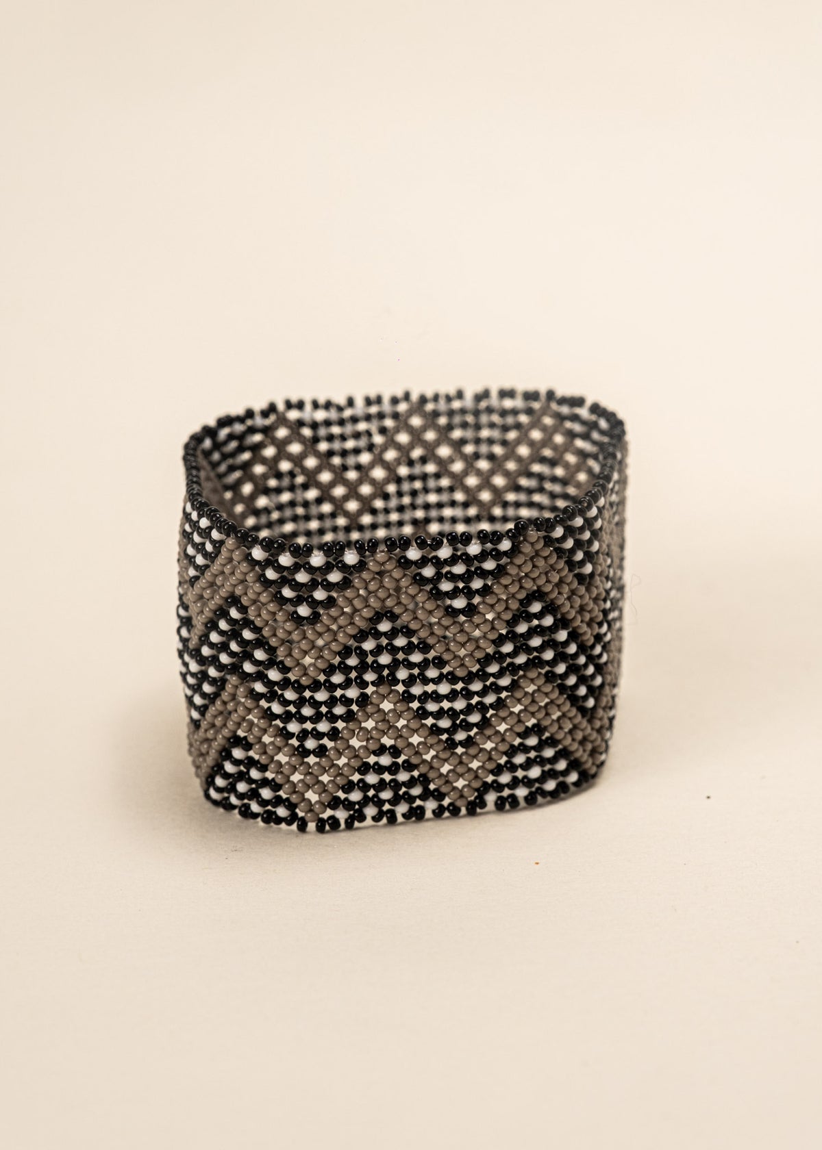 pulseiras-waura-indigena-comprar-banner-site-tucum