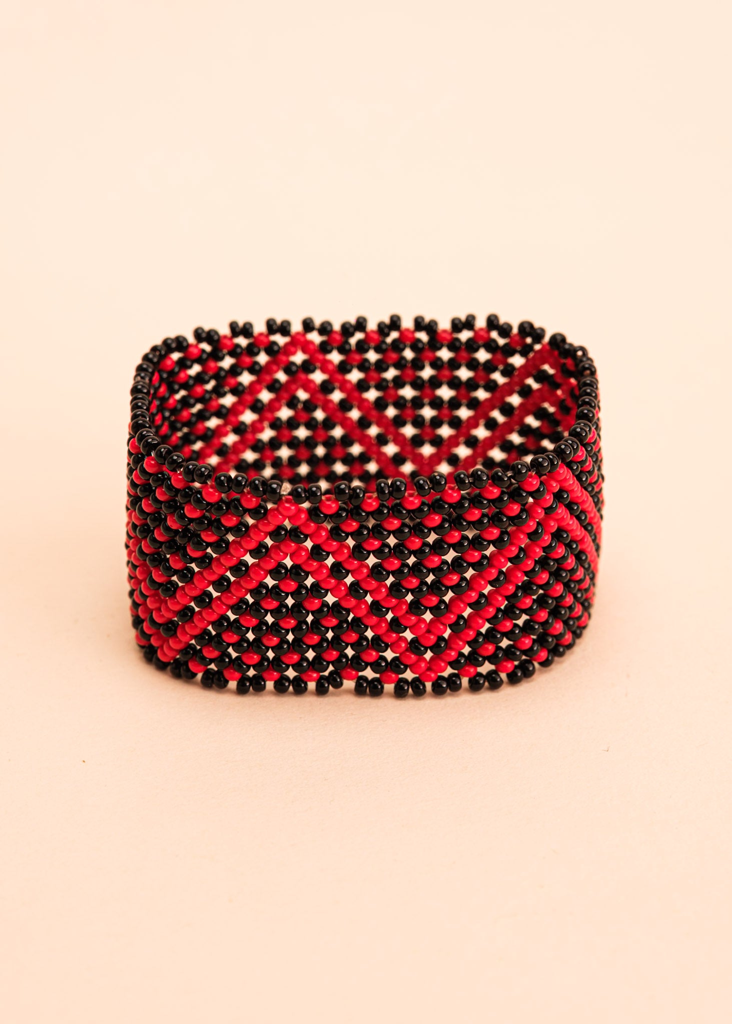 pulseiras-waura-indigena-comprar-banner-site-tucum Imagem principal do produto