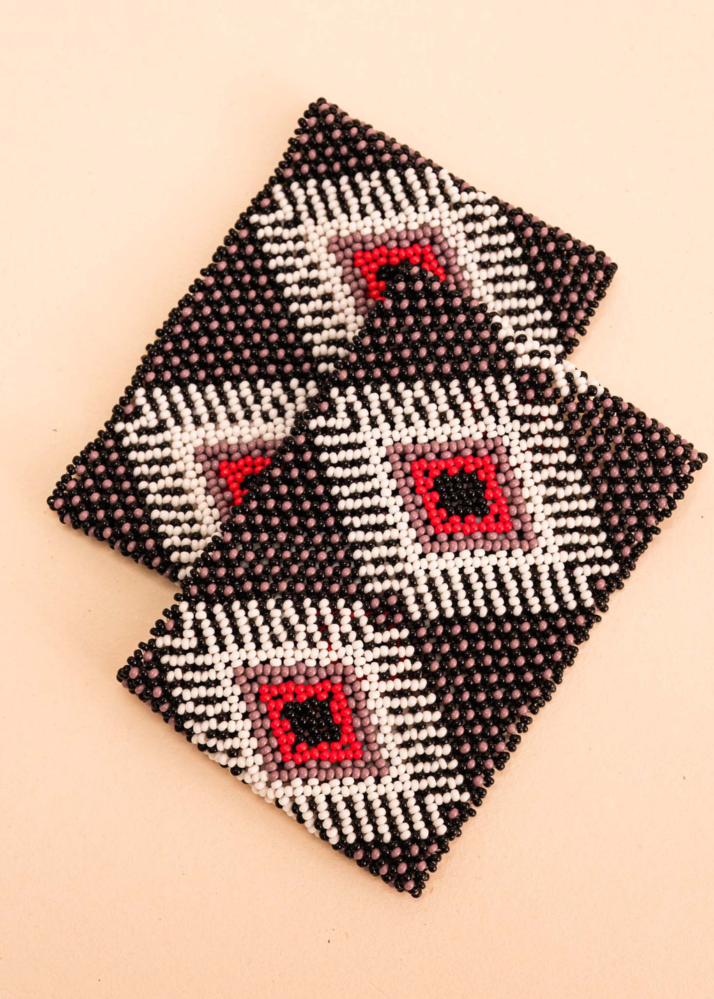 pulseiras-waura-indigena-comprar-banner-site-tucum
