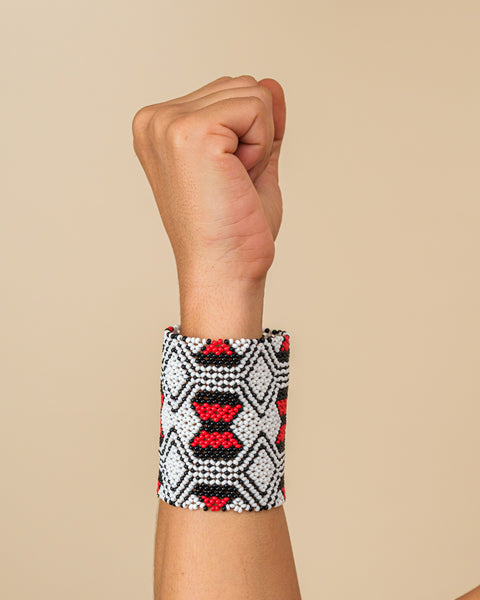 pulseiras-waura-indigena-comprar-banner-site-tucum