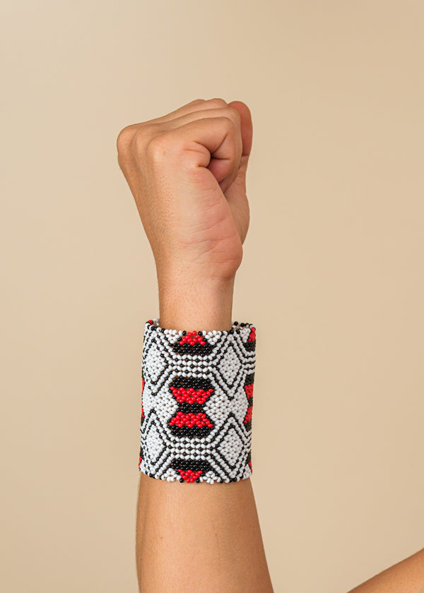 pulseiras-waura-indigena-comprar-banner-site-tucum