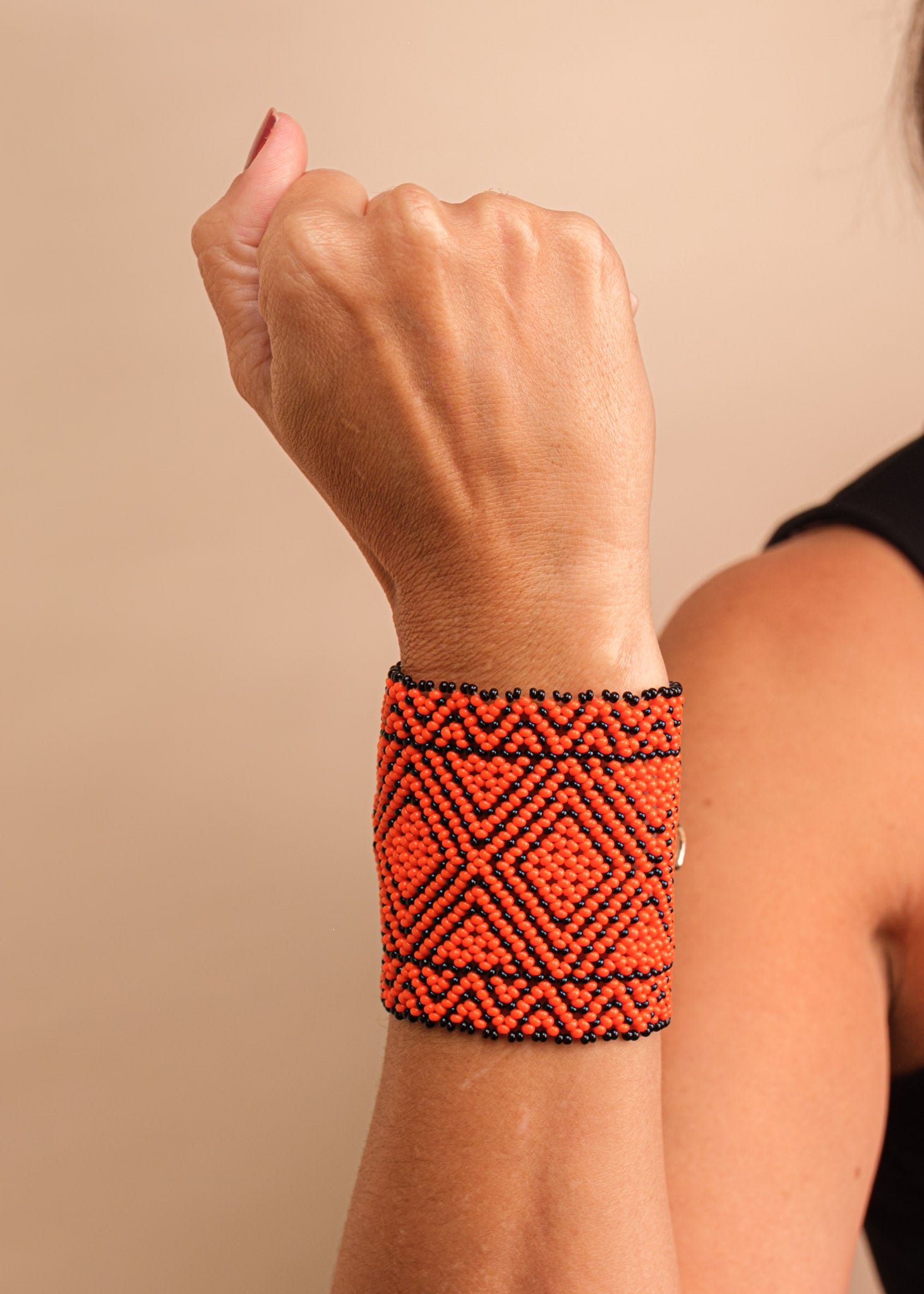 pulseiras-waura-indigena-comprar-banner-site-tucum Imagem principal do produto