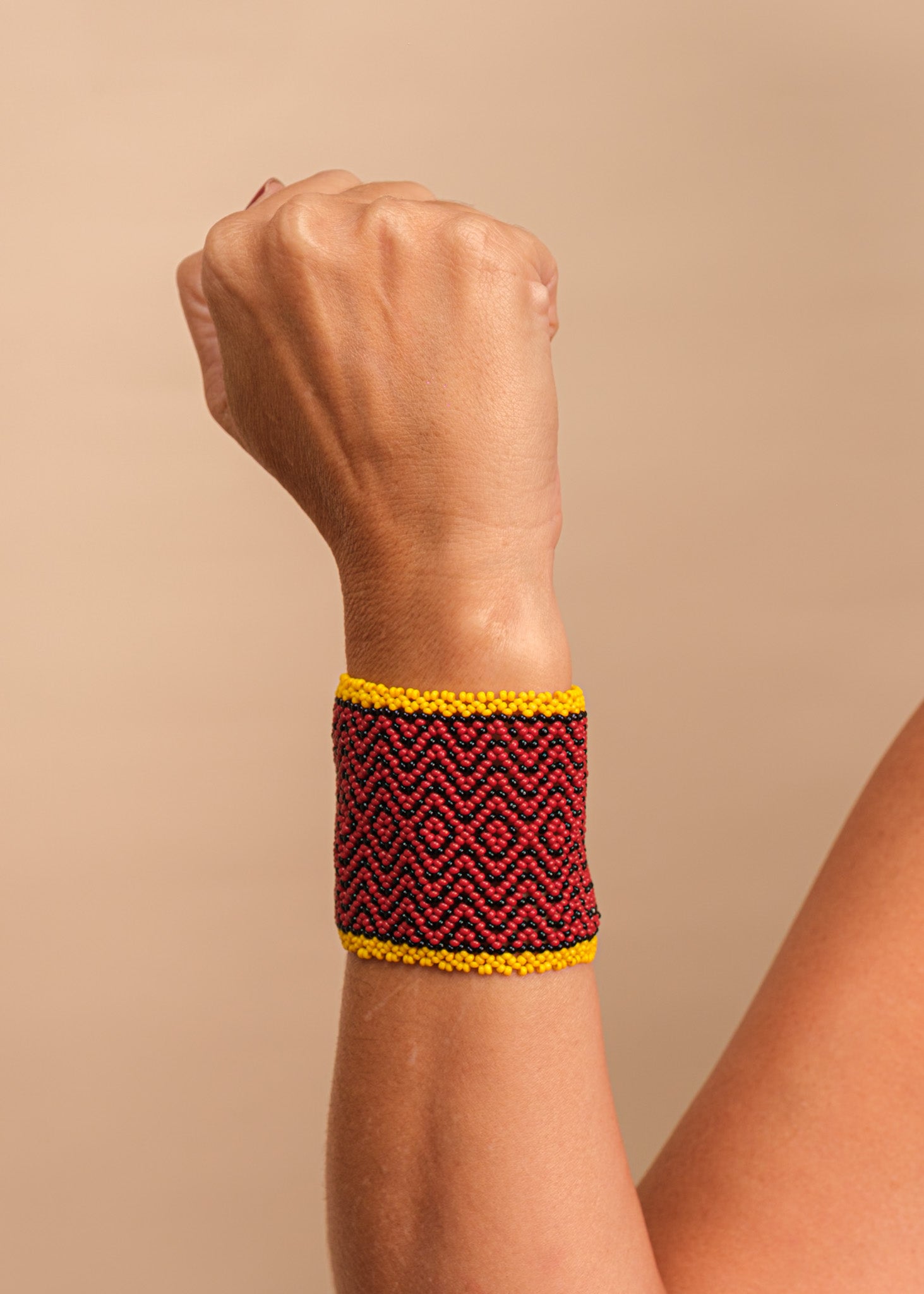 pulseiras-waura-indigena-comprar-banner-site-tucum