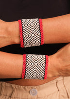 pulseiras-waura-indigena-comprar-banner-site-tucum