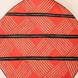 Os Remos indígenas são feitos de madeira que vem da floresta em pé, e são esculpidos e pintados à mão pelos povos indígenas do Brasil. Ganhe 10% de desconto na sua primeira compra!