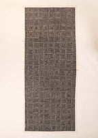 Tela pintura preto e branco feito pelo povo Asurini, artesanato indígena brasileiro 