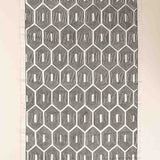 A pintura em tecido é uma inovação criativa indígena a partir de um dos aspectos mais característicos de suas culturas: a pintura corporal. A Tucum tem o prazer de apresentar toda a força e a beleza das pinturas indígenas!  Ganhe 10% de desconto na sua primeira compra!