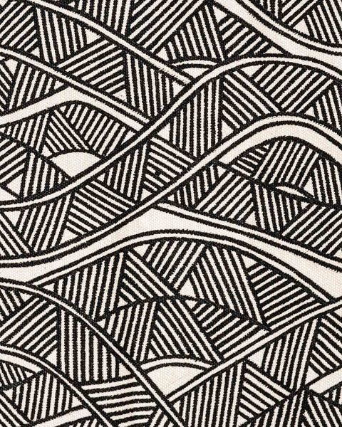 A pintura em tecido é uma inovação criativa indígena a partir de um dos aspectos mais característicos de suas culturas: a pintura corporal. A Tucum tem o prazer de apresentar toda a força e a beleza das pinturas indígenas!  Ganhe 10% de desconto na sua primeira compra!