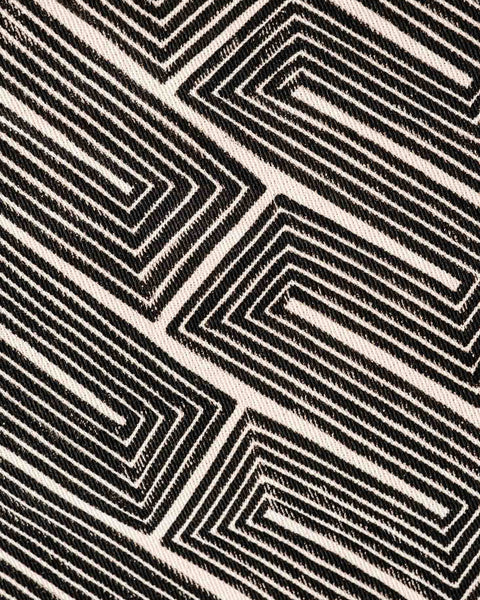 A pintura em tecido é uma inovação criativa indígena a partir de um dos aspectos mais característicos de suas culturas: a pintura corporal. A Tucum tem o prazer de apresentar toda a força e a beleza das pinturas indígenas!  Ganhe 10% de desconto na sua primeira compra!