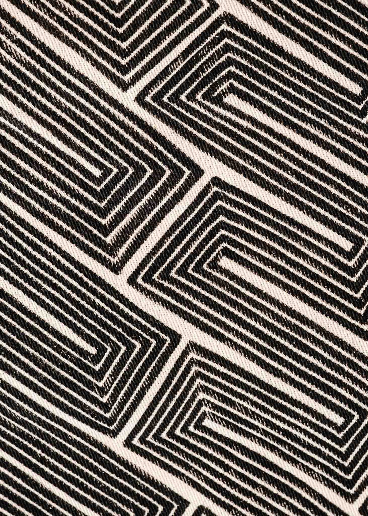 A pintura em tecido é uma inovação criativa indígena a partir de um dos aspectos mais característicos de suas culturas: a pintura corporal. A Tucum tem o prazer de apresentar toda a força e a beleza das pinturas indígenas!  Ganhe 10% de desconto na sua primeira compra!