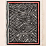 A pintura em tecido é uma inovação criativa indígena a partir de um dos aspectos mais característicos de suas culturas: a pintura corporal. A Tucum tem o prazer de apresentar toda a força e a beleza das pinturas indígenas!  Ganhe 10% de desconto na sua primeira compra!