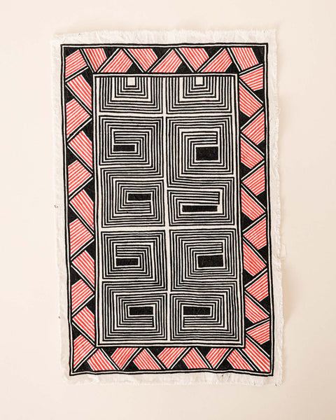 A pintura em tecido é uma inovação criativa indígena a partir de um dos aspectos mais característicos de suas culturas: a pintura corporal. A Tucum tem o prazer de apresentar toda a força e a beleza das pinturas indígenas!  Ganhe 10% de desconto na sua primeira compra!