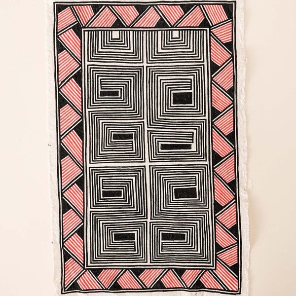 A pintura em tecido é uma inovação criativa indígena a partir de um dos aspectos mais característicos de suas culturas: a pintura corporal. A Tucum tem o prazer de apresentar toda a força e a beleza das pinturas indígenas!  Ganhe 10% de desconto na sua primeira compra!