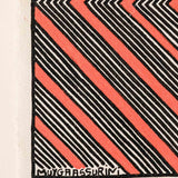 A pintura em tecido é uma inovação criativa indígena a partir de um dos aspectos mais característicos de suas culturas: a pintura corporal. A Tucum tem o prazer de apresentar toda a força e a beleza das pinturas indígenas!  Ganhe 10% de desconto na sua primeira compra!