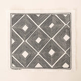 A pintura em tecido é uma inovação criativa indígena a partir de um dos aspectos mais característicos de suas culturas: a pintura corporal. A Tucum tem o prazer de apresentar toda a força e a beleza das pinturas indígenas!  Ganhe 10% de desconto na sua primeira compra!