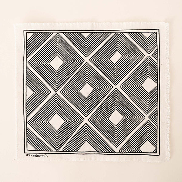 A pintura em tecido é uma inovação criativa indígena a partir de um dos aspectos mais característicos de suas culturas: a pintura corporal. A Tucum tem o prazer de apresentar toda a força e a beleza das pinturas indígenas!  Ganhe 10% de desconto na sua primeira compra!