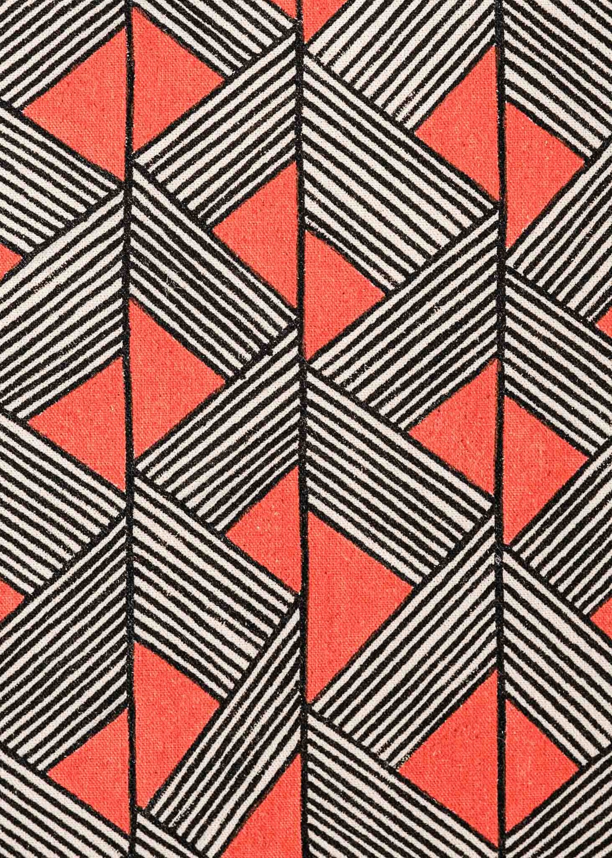 A pintura em tecido é uma inovação criativa indígena a partir de um dos aspectos mais característicos de suas culturas: a pintura corporal. A Tucum tem o prazer de apresentar toda a força e a beleza das pinturas indígenas!  Ganhe 10% de desconto na sua primeira compra!
