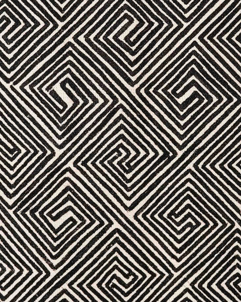 A pintura em tecido é uma inovação criativa indígena a partir de um dos aspectos mais característicos de suas culturas: a pintura corporal. A Tucum tem o prazer de apresentar toda a força e a beleza das pinturas indígenas!  Ganhe 10% de desconto na sua primeira compra!