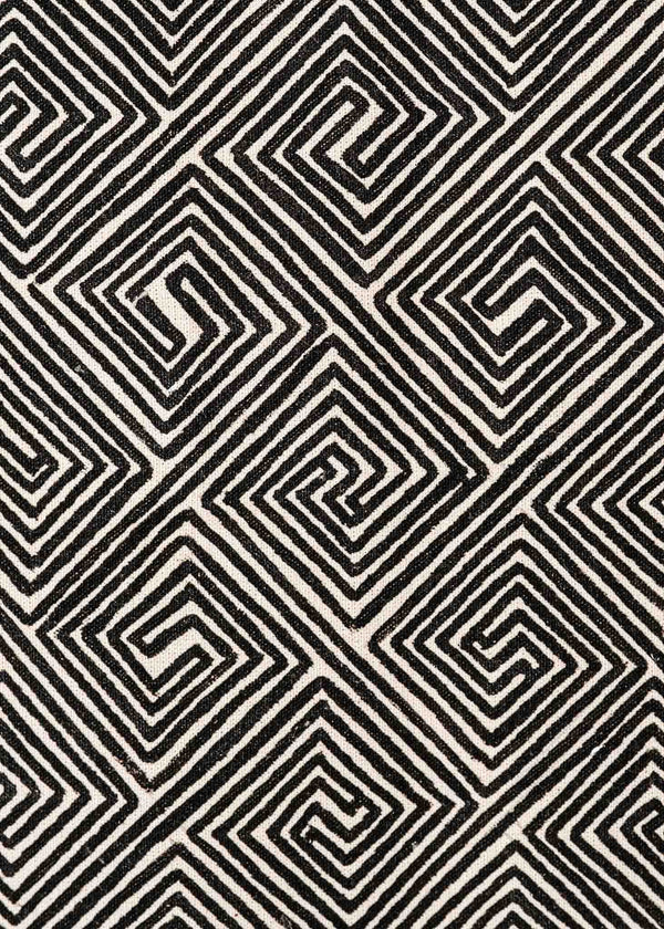 A pintura em tecido é uma inovação criativa indígena a partir de um dos aspectos mais característicos de suas culturas: a pintura corporal. A Tucum tem o prazer de apresentar toda a força e a beleza das pinturas indígenas!  Ganhe 10% de desconto na sua primeira compra!