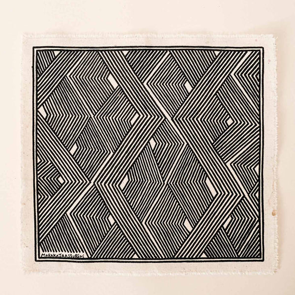 A pintura em tecido é uma inovação criativa indígena a partir de um dos aspectos mais característicos de suas culturas: a pintura corporal. A Tucum tem o prazer de apresentar toda a força e a beleza das pinturas indígenas!  Ganhe 10% de desconto na sua primeira compra!