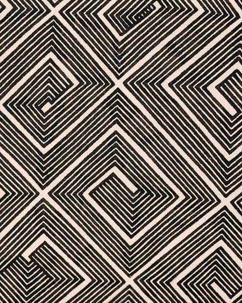 A pintura em tecido é uma inovação criativa indígena a partir de um dos aspectos mais característicos de suas culturas: a pintura corporal. A Tucum tem o prazer de apresentar toda a força e a beleza das pinturas indígenas!  Ganhe 10% de desconto na sua primeira compra!