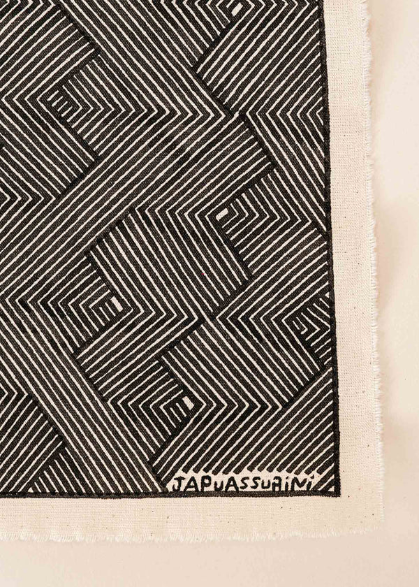 A pintura em tecido é uma inovação criativa indígena a partir de um dos aspectos mais característicos de suas culturas: a pintura corporal. A Tucum tem o prazer de apresentar toda a força e a beleza das pinturas indígenas!  Ganhe 10% de desconto na sua primeira compra!